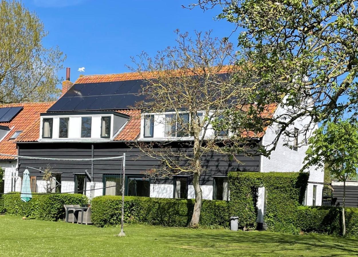 Vakantieoord "De Peppelhoeve" Hotell Koudekerke Exteriör bild